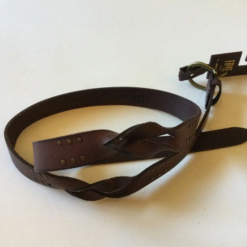 FRYE TWISTED STUD LEATHER BELT BROWN WITH BRASS D RING BUCKLE SIZE LARGE NWT